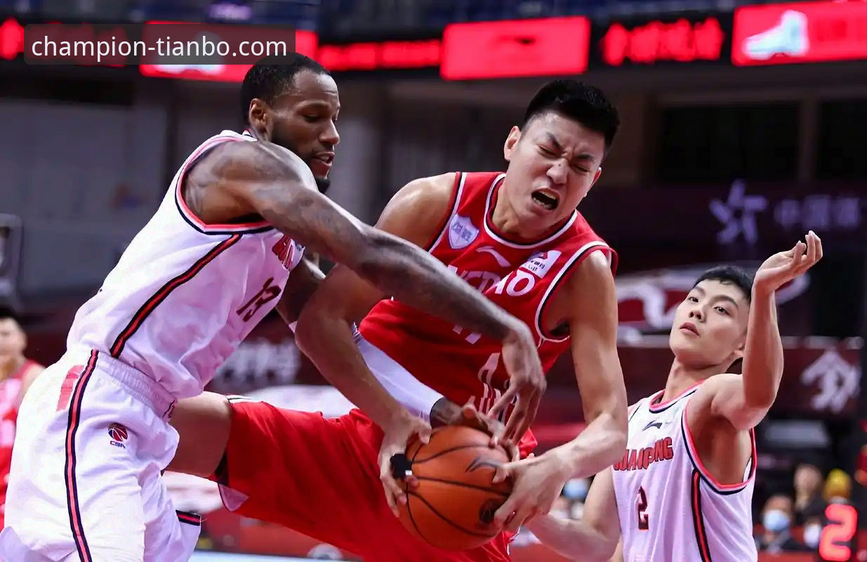 上海男篮豪取12连胜巩固榜首，天博体育高清直播呈现统治级表现